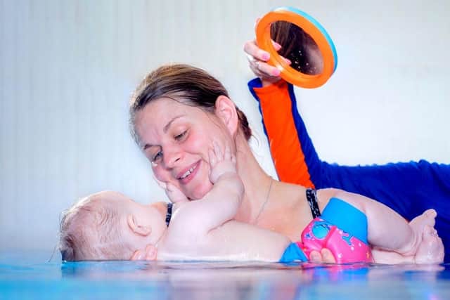 Baby swimming classes at Water Babies Bucks & Beds