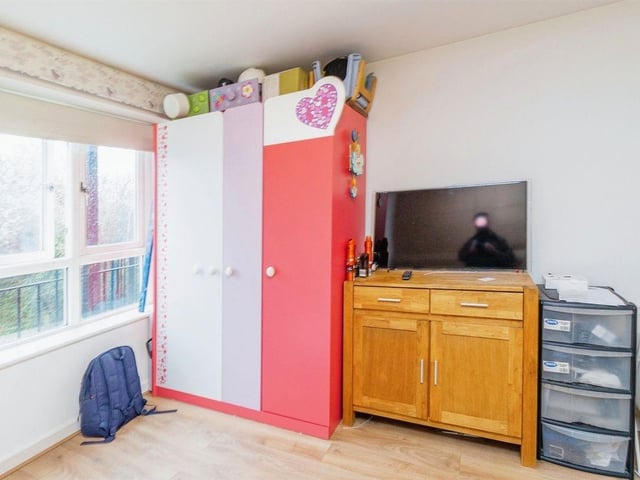 Bedroom 2 benefits from a double glazed window, and shower room.