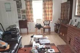 James's house has a spacious living room