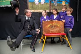 Mark Fraser with pupils of Bow Brickhill C of E Primary School