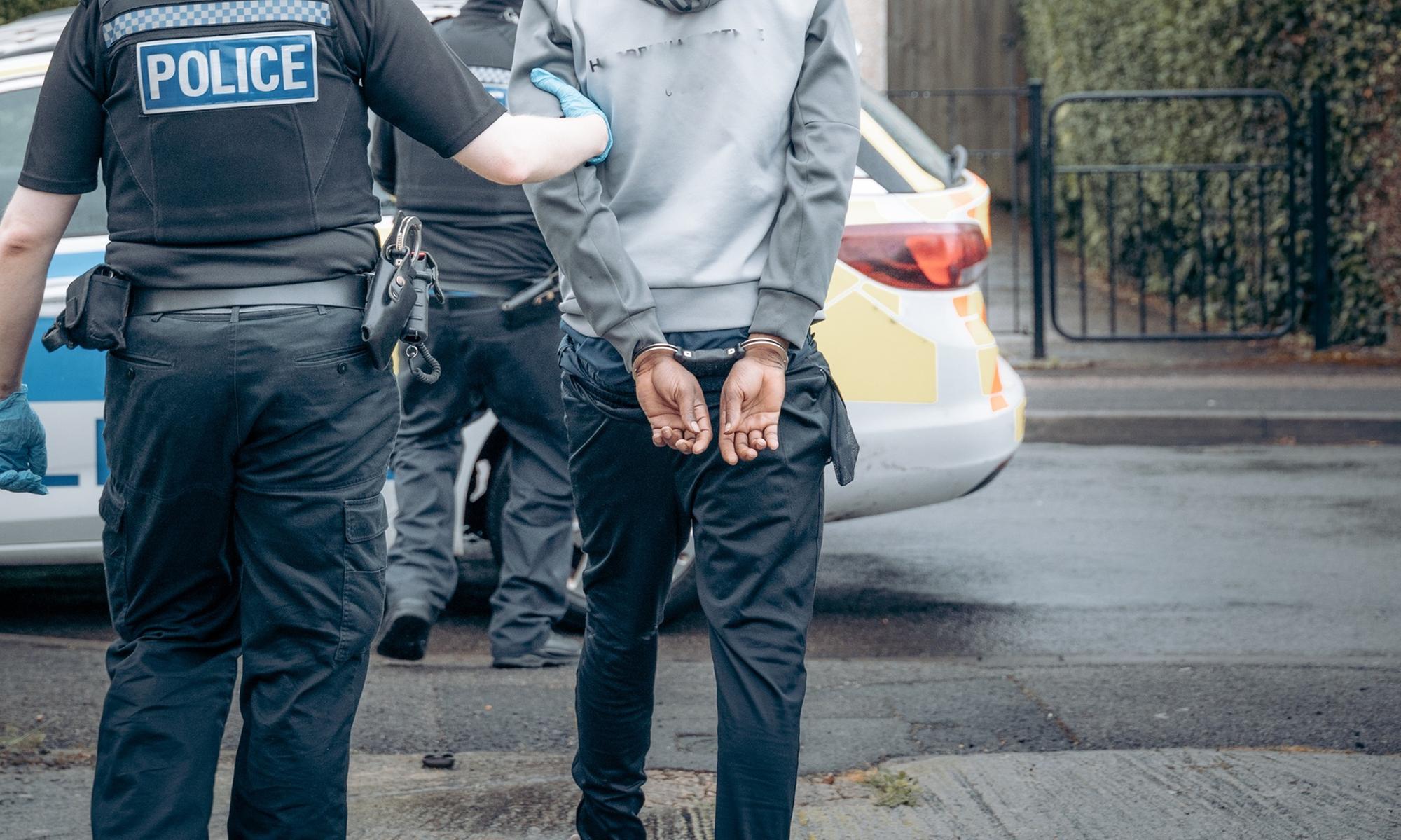 Police swoop on foot to intercept robbery and assault on woman in ...