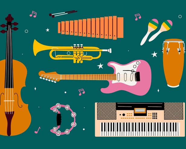 Hand drawn musical instruments set - Freepik