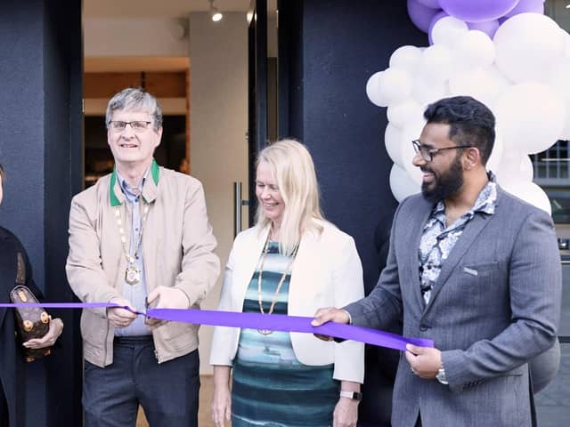 Kutchenhaus MK ribbon cutting ceremony