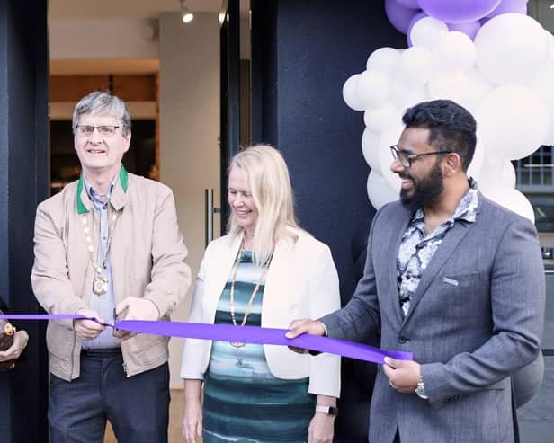 Kutchenhaus MK ribbon cutting ceremony