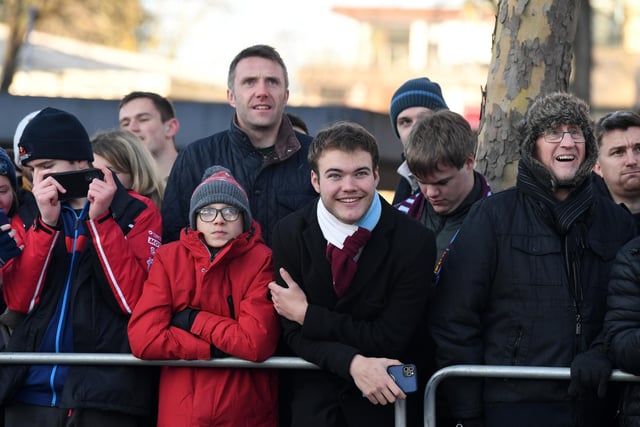 Fans on Midsummer Boulevard