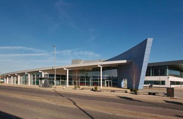 Serco Leisure has been awarded a 16-month lease to operate Bletchley Leisure Centre
