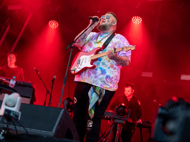 Rag 'n' Bone Man performing at Campbell Park, Milton Keynes, July 16, 2022. Photo by David Jackson.