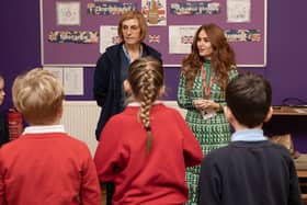Red talking with the Reading Ambassadors of Hanslope School