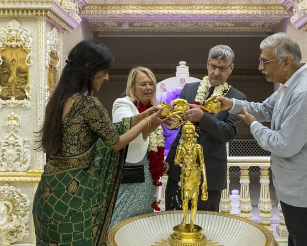 Milton Keynes Mayor and Mayoress perform the ritual ceremony of Nilkanth Varni at Neasden Temple