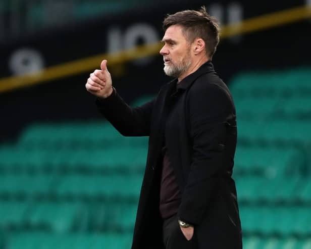 Graham Alexander has experience both in England and in Scotland, having helped Motherwell to Europa Conference League qualification in his last job