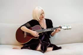 Julia Fordham - the new album 'Earth Mate' - out now.