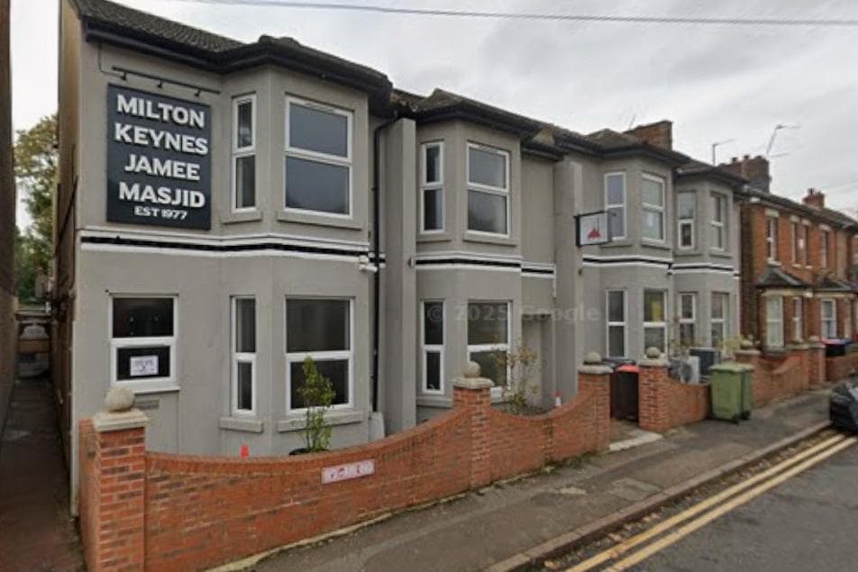 Extension to Bletchley mosque approved despite warning area already ...