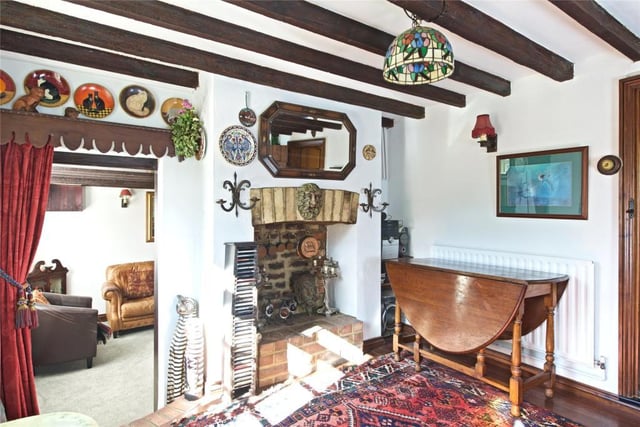 A cosy nook in the dining room