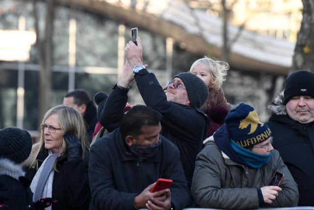 Fans on Midsummer Boulevard