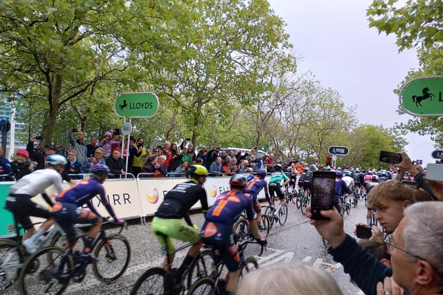 Bilder: Lloyds Tour of Britain-Radrennen der Männer startet in Milton ...
