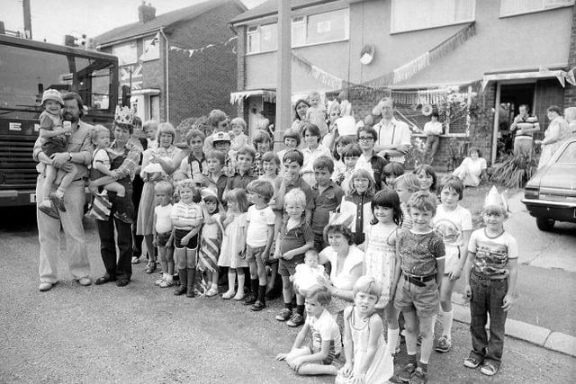 Can you spot any familiar faces from the party at Brookside Avenue, Mansfield Woodhouse?