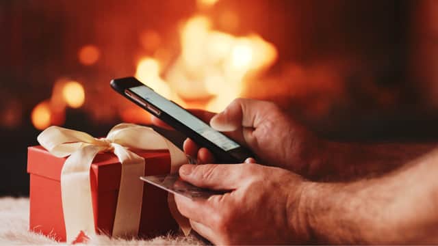 Make sure to not miss out on ordering your Christmas pressies to arrive in time for the big day itself (Photo: Shutterstock)