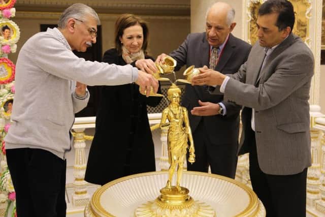The visit to the 'Neasden Temple'