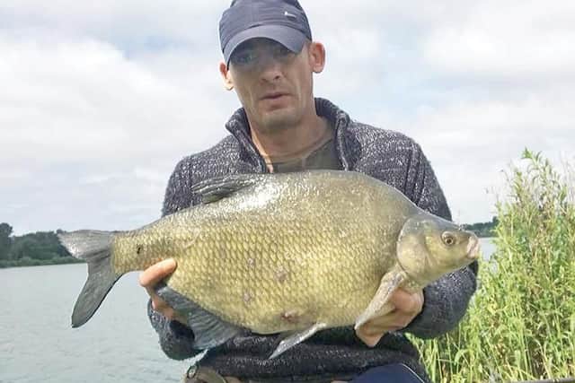 PHILL Mapp took it easy with Willen's bream while his missus went running...