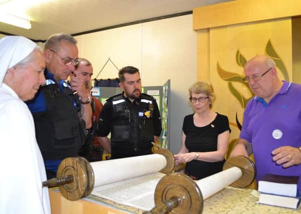 Viewing of the Torah Scroll at MKDRS open day