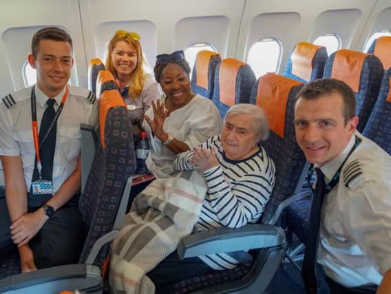 Gladys with easyJet Captain Mike French and First Officer Adam Payne