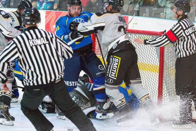 Tempers flare.
Pic: Tony Sargent