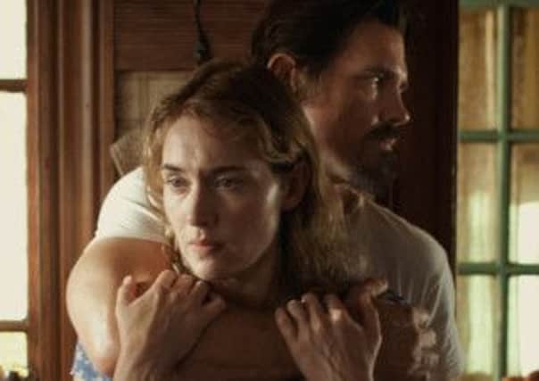 Josh Brolin and Kate Winslet
