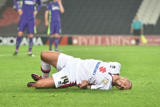 Carruthers in pain against Charlton