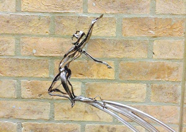 'Leaping man' replica awarded to Greg Rutherford