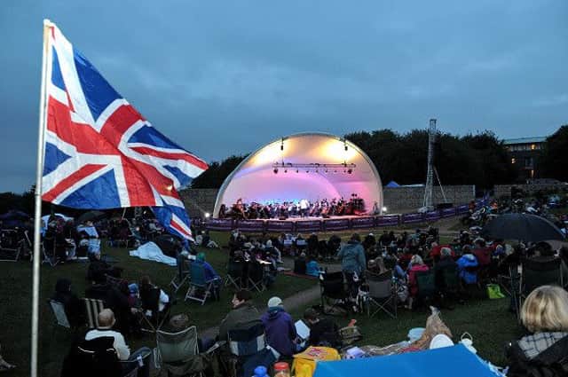 Proms in Campbell Park