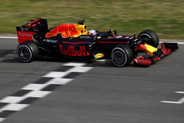 MONTMELO, SPAIN - FEBRUARY 22:  Daniel Ricciardo of Australia and Red Bull Racing drives during day one of F1 winter testing at Circuit de Catalunya on February 22, 2016 in Montmelo, Spain.  (Photo by Clive Mason/Getty Images) // Getty Images / Red Bull Content Pool  // P-20160222-00427 // Usage for editorial use only // Please go to www.redbullcontentpool.com for further information. //