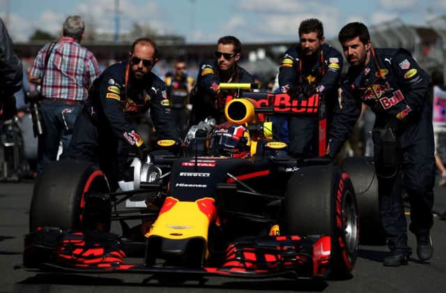 MELBOURNE, AUSTRALIA - MARCH 20: Daniil Kvyat of Russia and Red Bull Racing arrives on the grid during the Australian Formula One Grand Prix at Albert Park on March 20, 2016 in Melbourne, Australia.  (Photo by Lars Baron/Getty Images) // Getty Images / Red Bull Content Pool  // P-20160320-00247 // Usage for editorial use only // Please go to www.redbullcontentpool.com for further information. //
