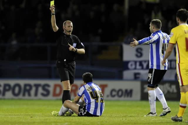 Owls Fernando Forestieri booked for diving PNL-160419-223728002