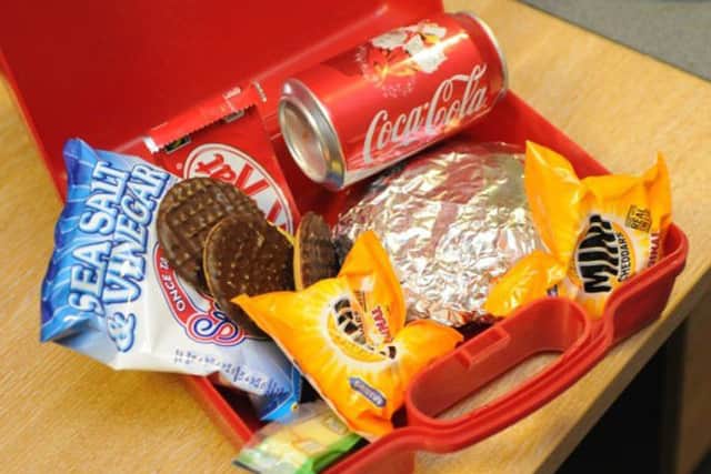 School bans packed lunches