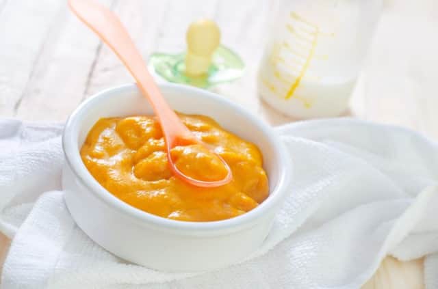 Introducing egg and peanut at early stage to babies may reduce the risk of developing an allergy to either foodstuff. (Photo: Shutterstock)