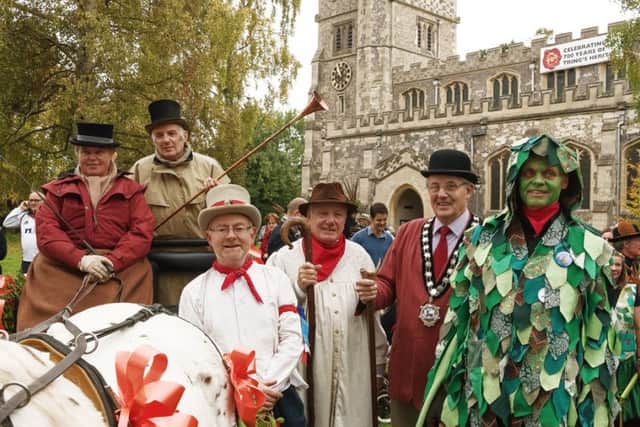 Tring's Apple Fayre procession